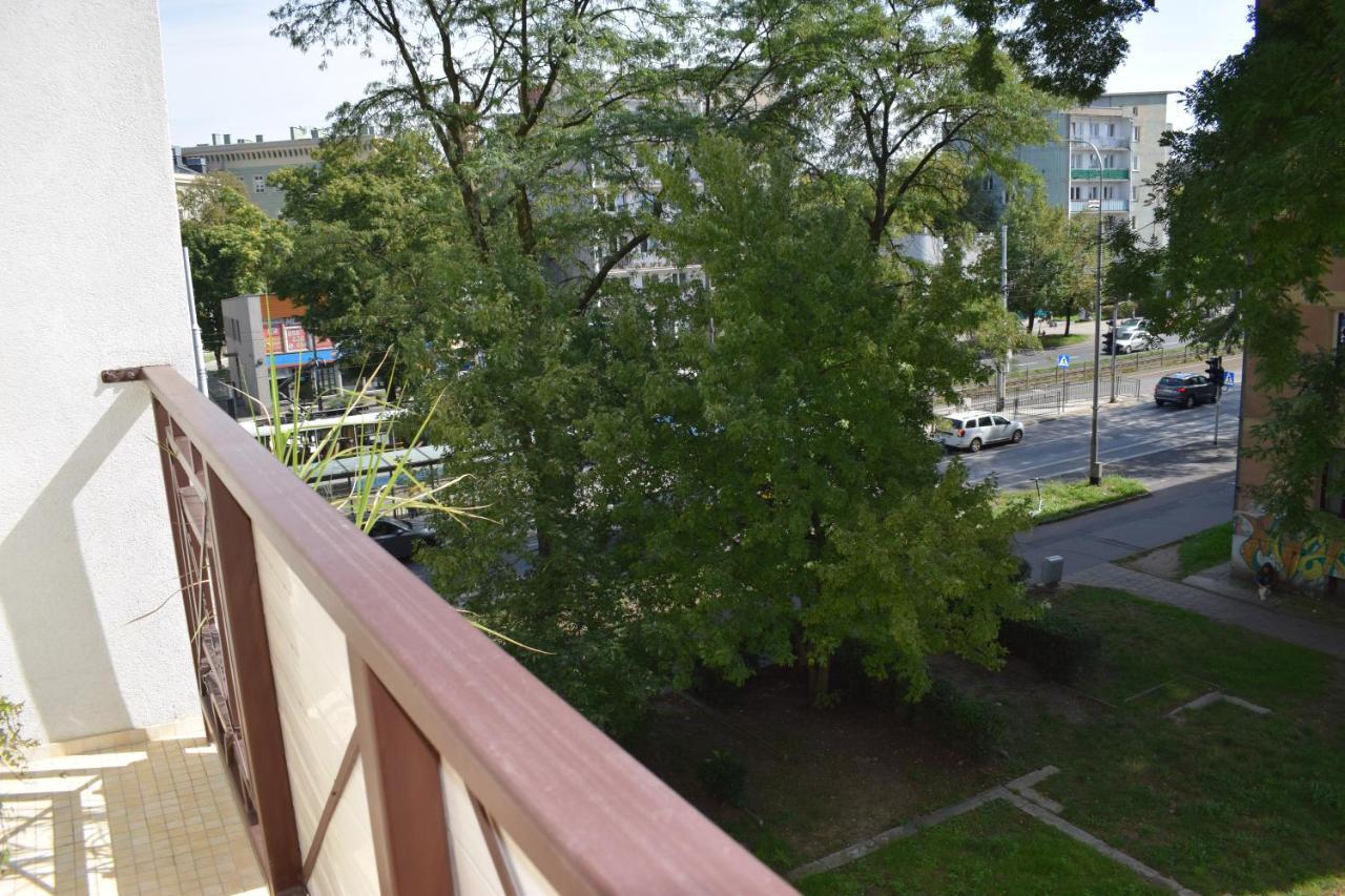 Apartament 3 Pokoje Balkon 50M2 Wyposazone Parking Breslávia Exterior foto